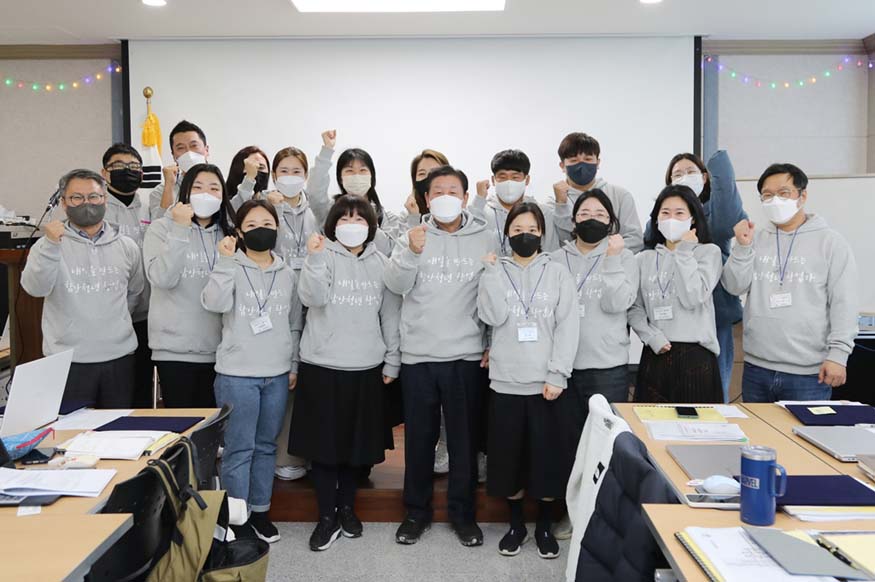 0302 함안군,‘내일을 만드는 함안청년 창업가’ 선정확인증 수여1.jpg