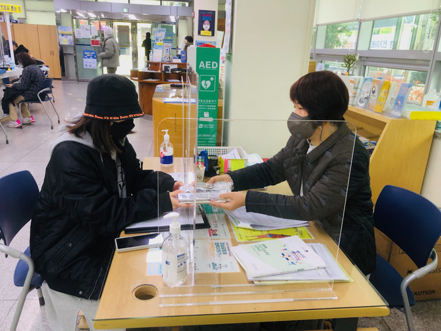 창원시, 감염취약계층 한시 신속항원 자가검사키트 지원.jpg