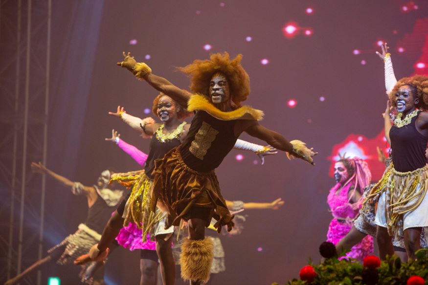 아프리카 케냐 댄스팀의 축하공연. 사진 IYF.jpg