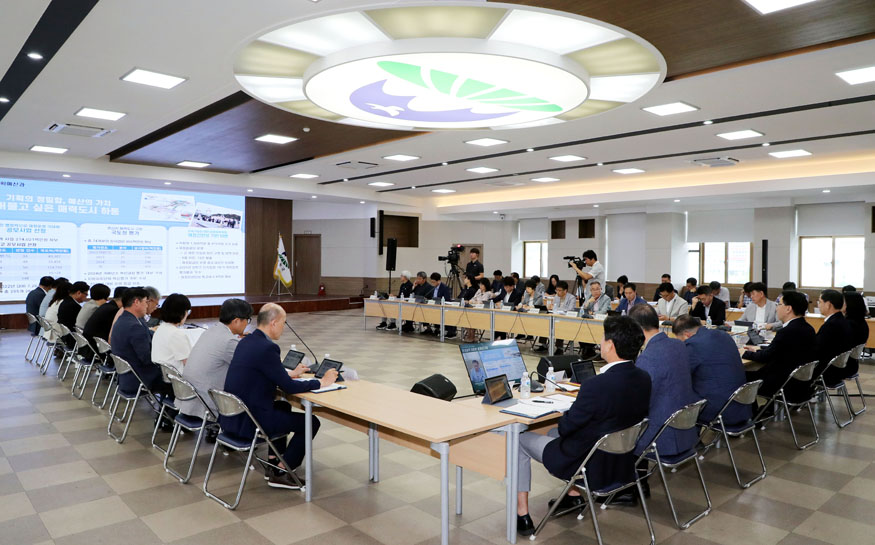 민선8기 3주년 성과보고회.jpg