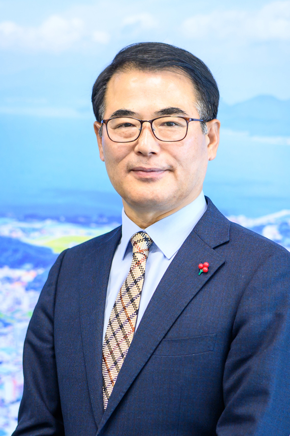 장충남 남해군수, 대통령실 방문 현안사업 해결‘눈길’.jpg