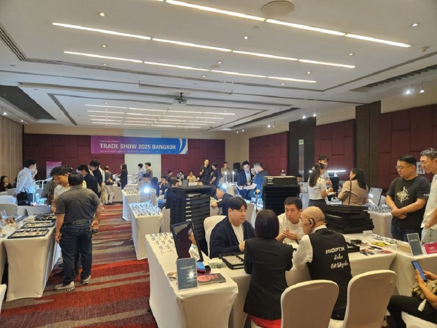 대구시 주최, 한국안광학산업진흥원 주관 '2025 대구 안경산업 무역사절단' 상담장 전경. 대구시 제공.jpg