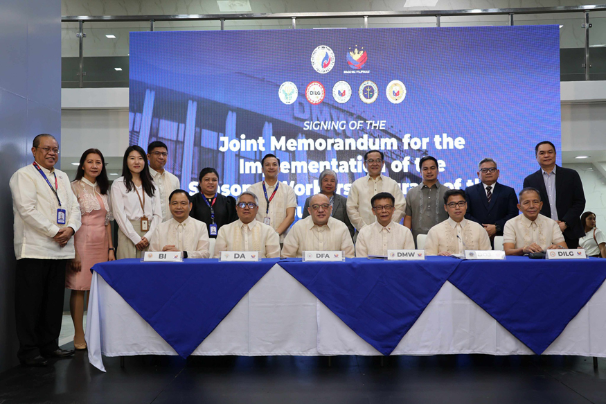 필리핀 마닐라 공동합의문 체결식.jpg
