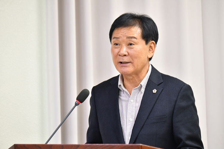 경남도의회 김재웅 의원(국민의힘, 함양).jpg