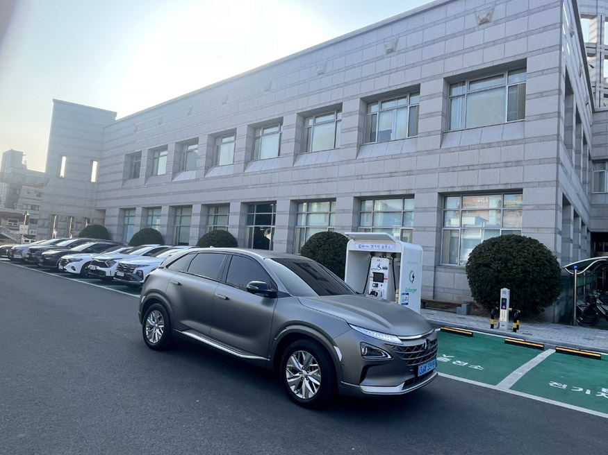 진주시, 수소차 보급을 시작으로 올해도 탄소중립 실현.jpg