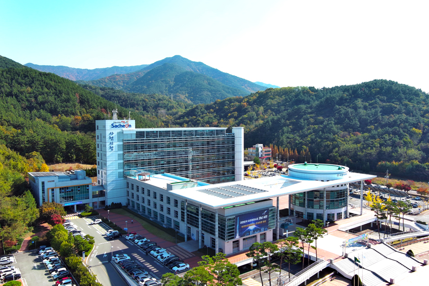 사천시청사 전경.JPG