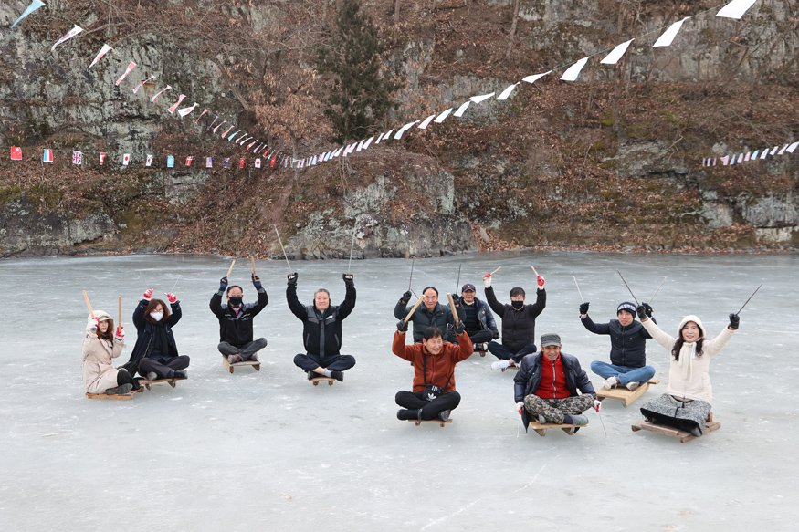 의령 여꾸섬서 첫 빙판썰매축제 열린다.jpg