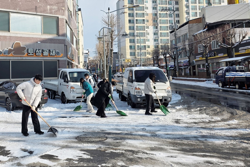 함양군 군민불편 최소화를 위한 제설작업 실시.jpeg