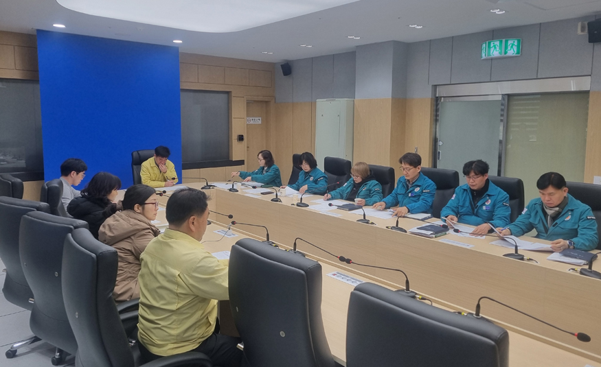 7일 회의 장면.jpg