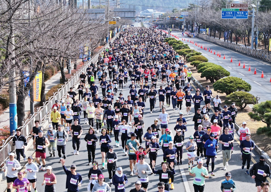 제22회 밀양아리랑마라톤대회, 뜨거운 열기 속 마무리.JPG