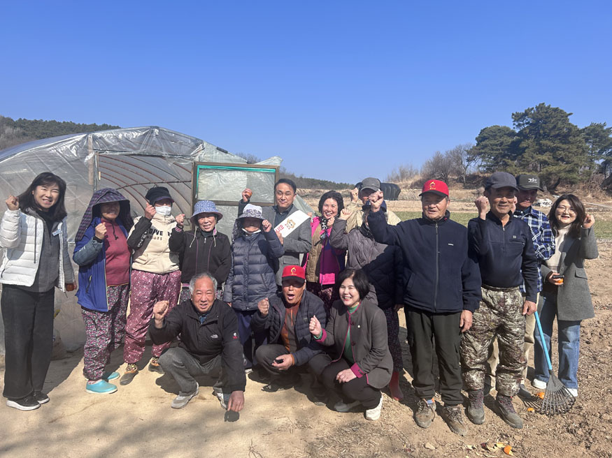 합천군 율곡면, 전 마을 경로당 방문 어르신께 새해 인사.jpg