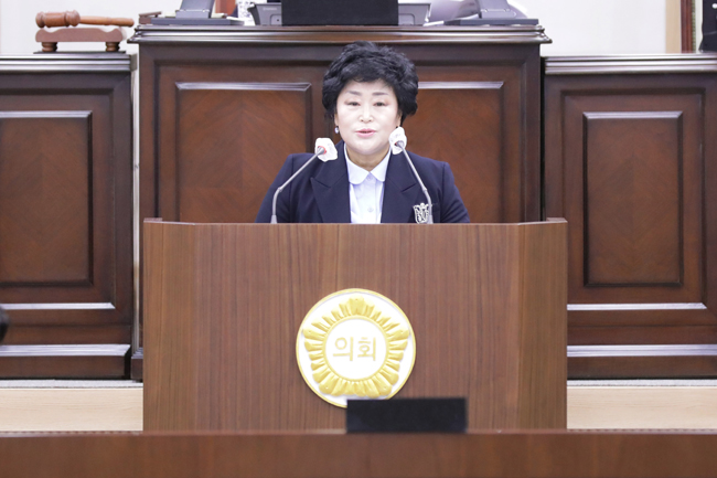 의령군의회 오민자의원.JPG