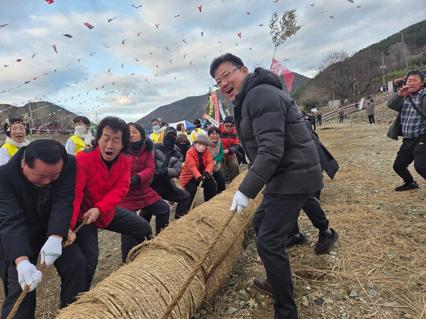 제30회 진동큰줄다리기 및 달맞이 행사 개최(문화예술과).jpg