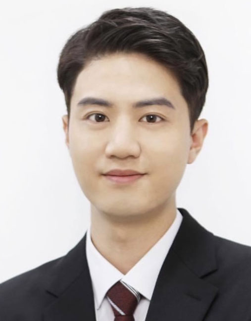 경남도의회 기획행정위원회 윤준영 의원(거제3).jpeg