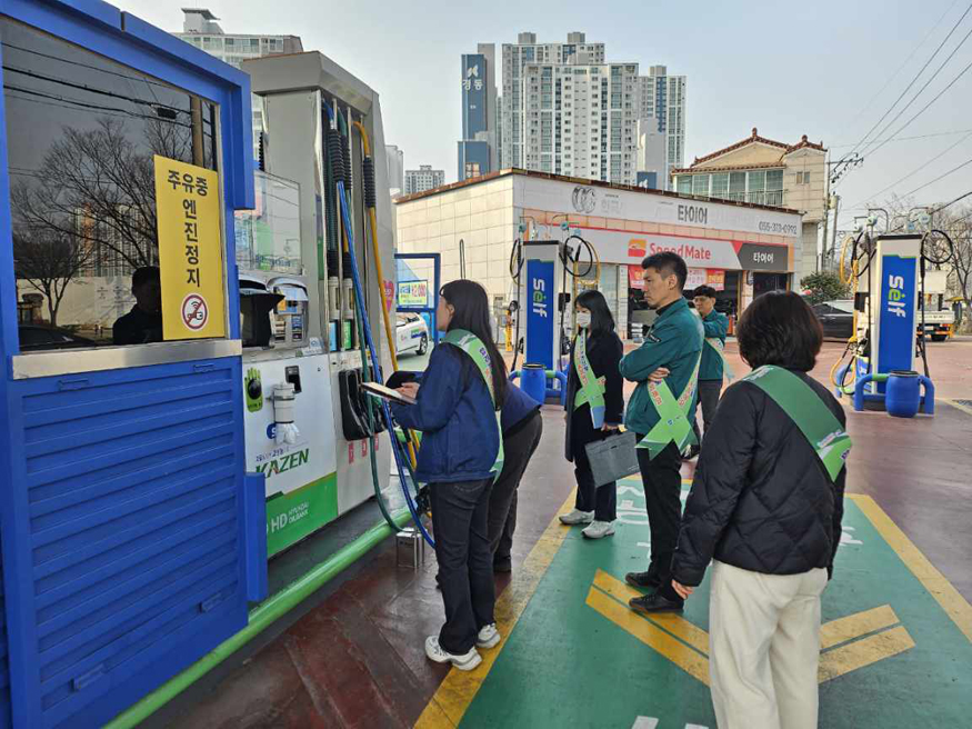 김해시, 고유가 대응 민생경제 점검 나서.jpg
