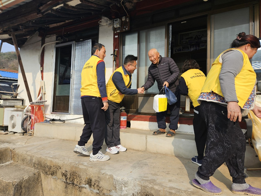 창녕군 유어면 6·25 영웅 찾아가 가치데이 행사 진행.jpeg