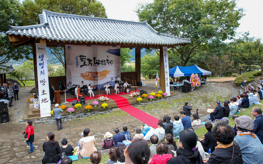 토지문학제(2025 자료사진).png