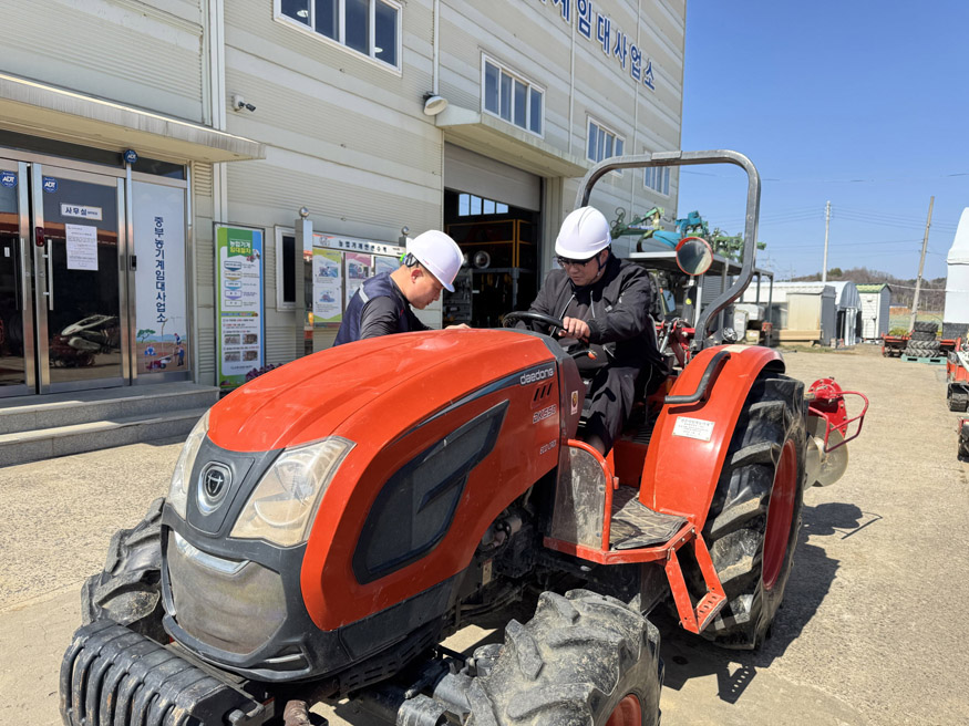 진주시 농기계임대사업소, ‘더 편리하고 친절하게’.jpg