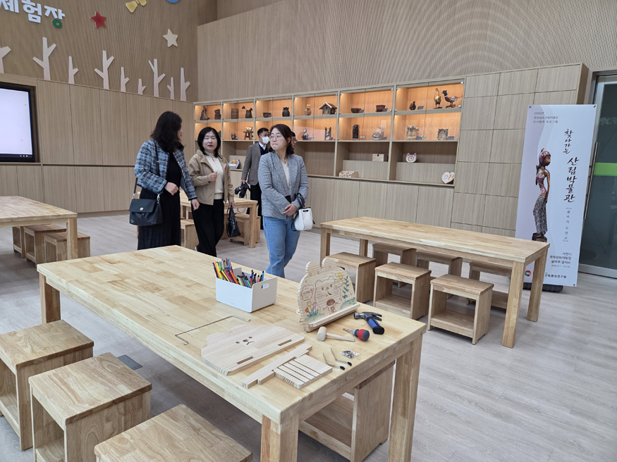 사천시 목재문화체험장 임시운영(무료개방).jpg