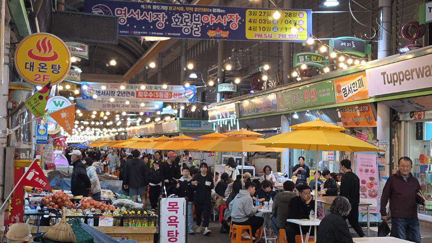 ‘제3회 명서시장 호롱불 야시장’ 성황리에 마무리(지역경제과).jpg