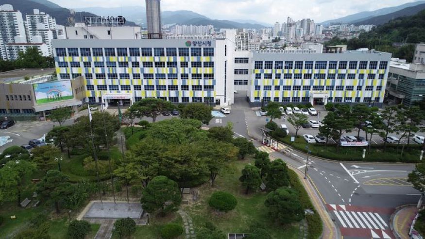 양산시청 전경.jpg